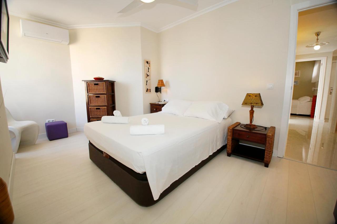 Appartement In Front Of The Sea With Ac And Pool