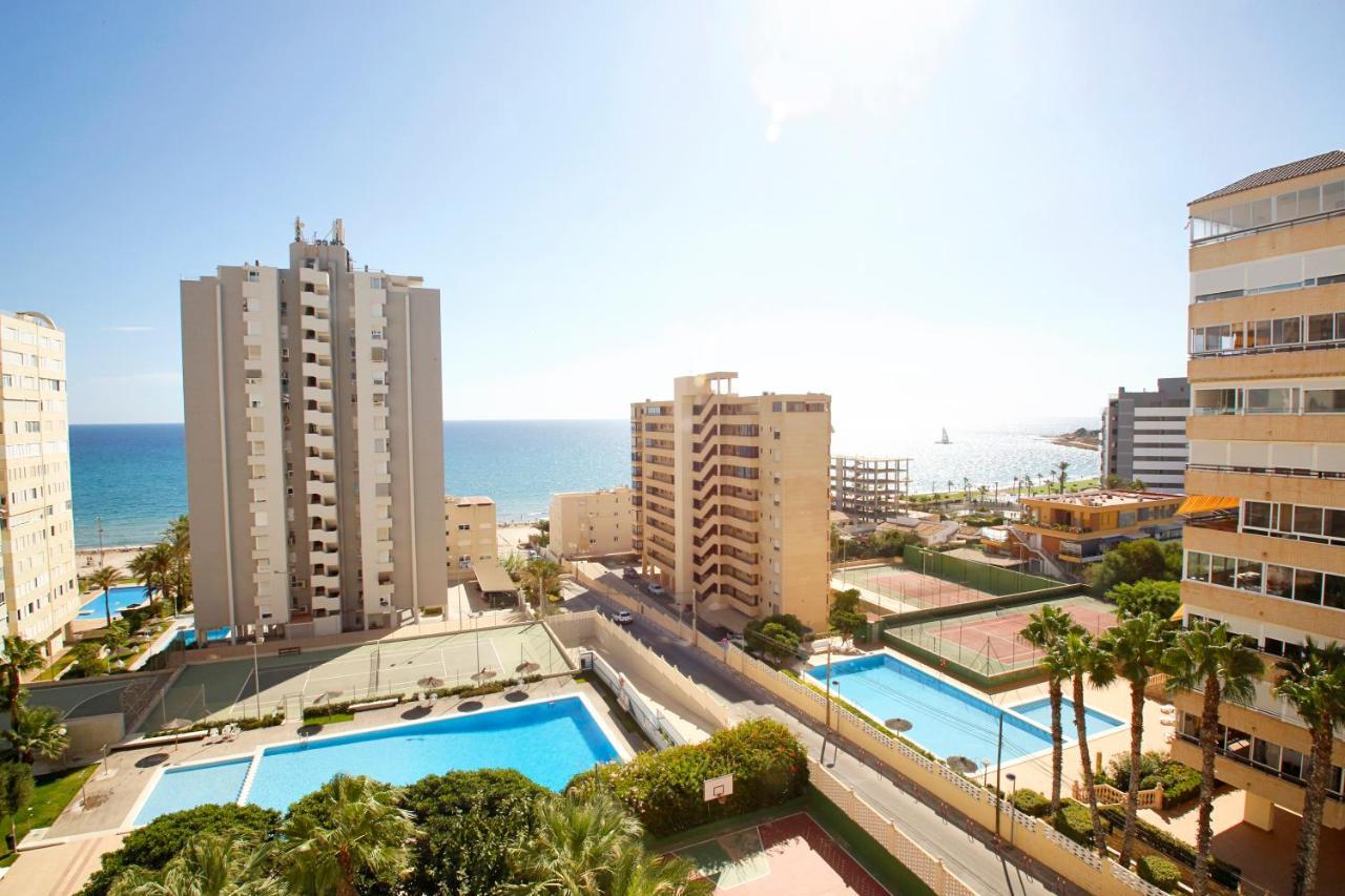 Huoneisto In Front Of The Sea With Ac And Pool *