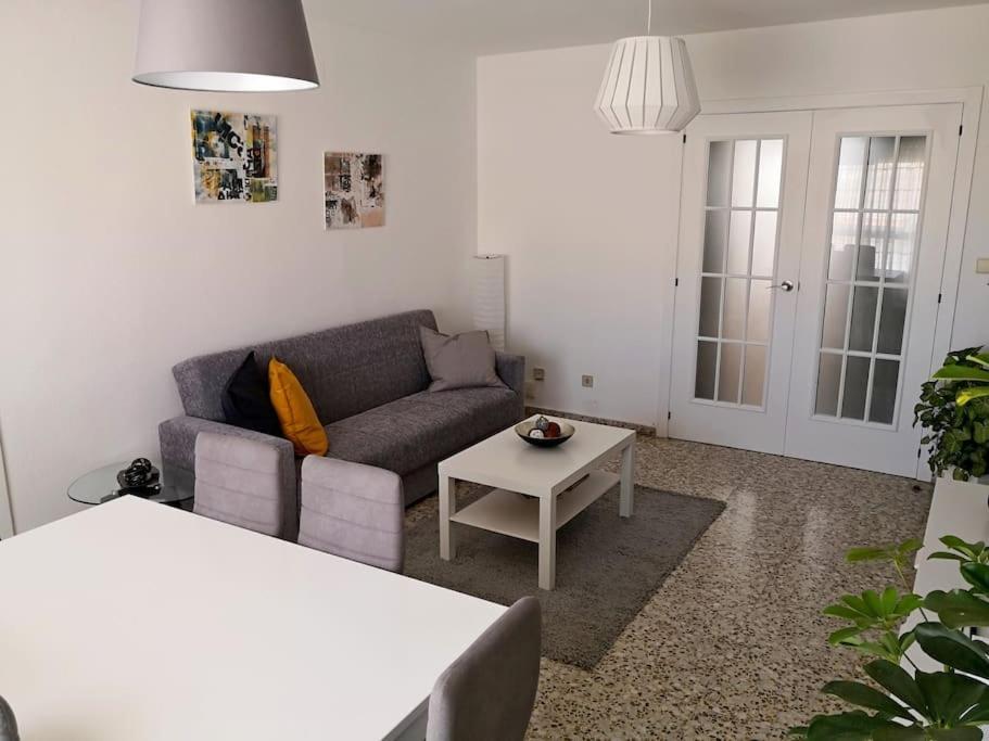 Apartamento Amplio Y Luminoso Plaza America, Wifi Apartment