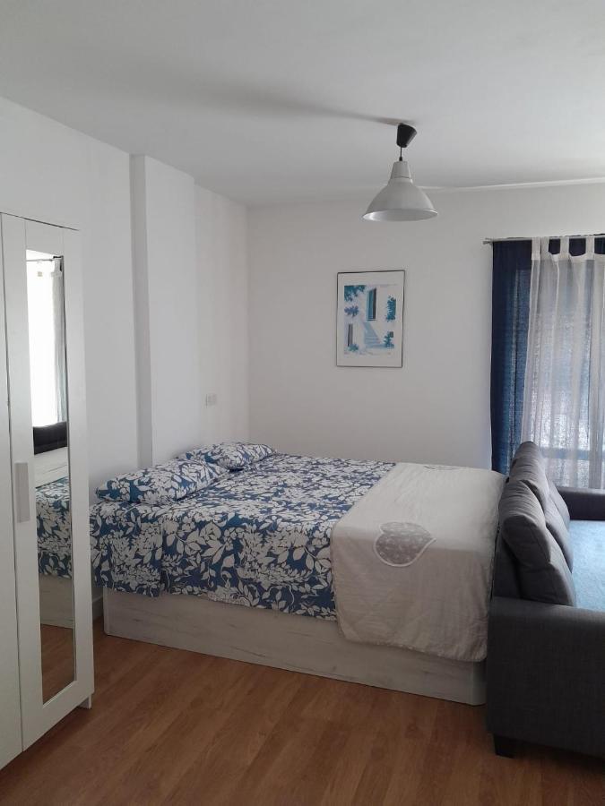Ayuntamieto Gam Appartement