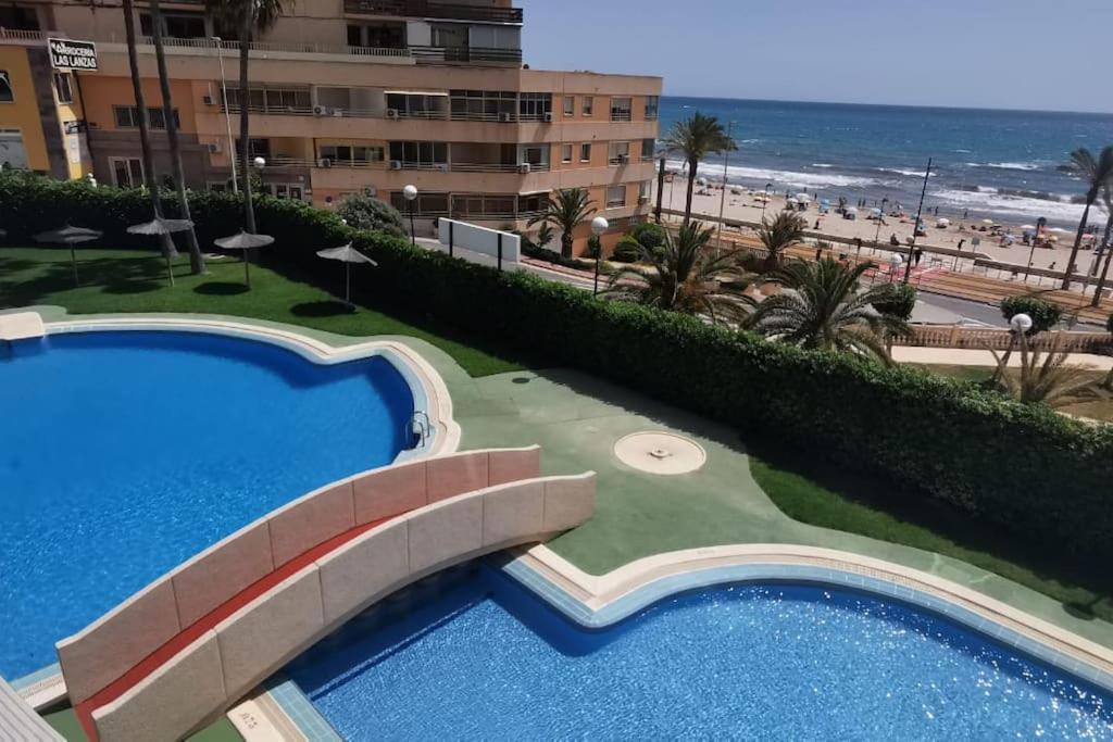 Lujoso En Primera Linea De Playa Apartment Alicante