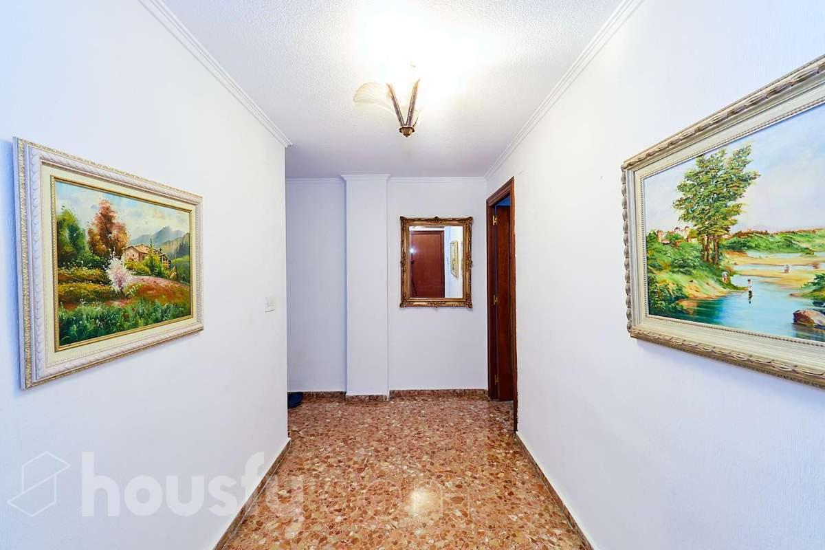 Lovely Bedroom In A Shared In The Center Of * Alicante