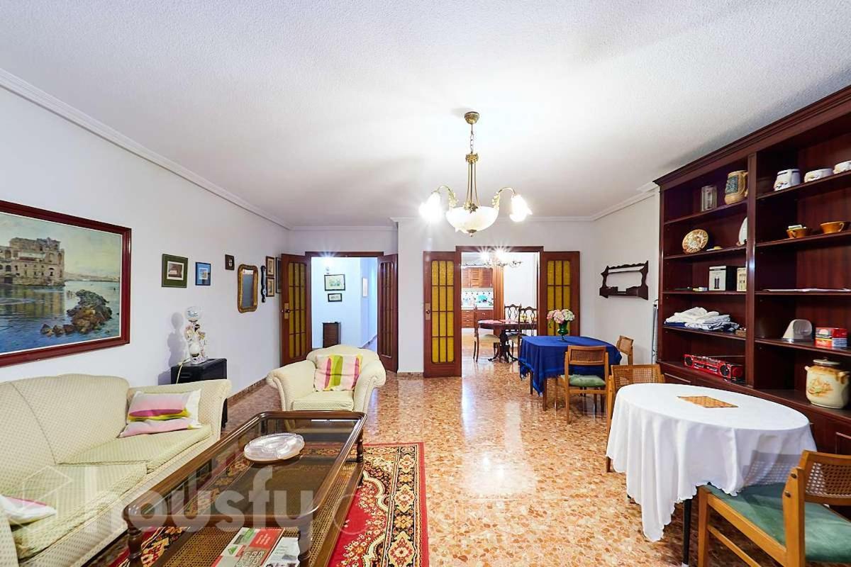 Lovely Bedroom In A Shared In The Center Of * Alicante