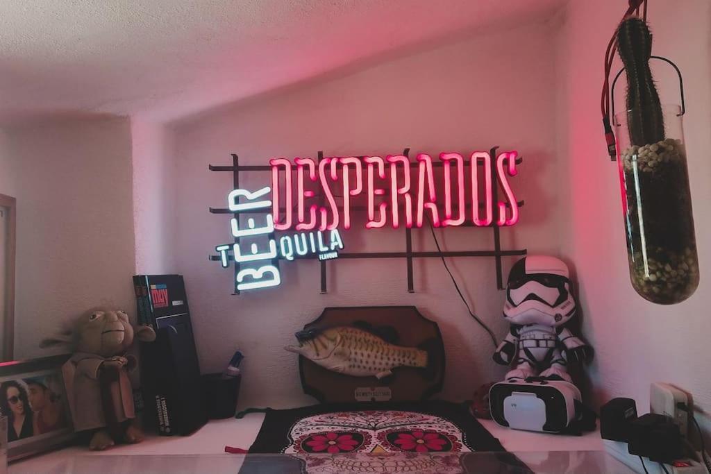 Casa Colorista En El Casco Antiguo Ferienhaus Alicante