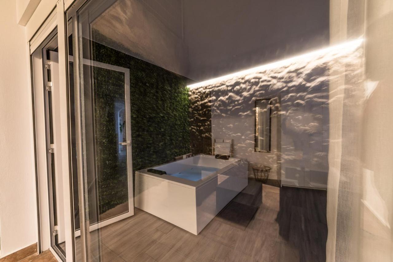 Moonkey - Mediterraneo Con Jacuzzi Y Luz Natural