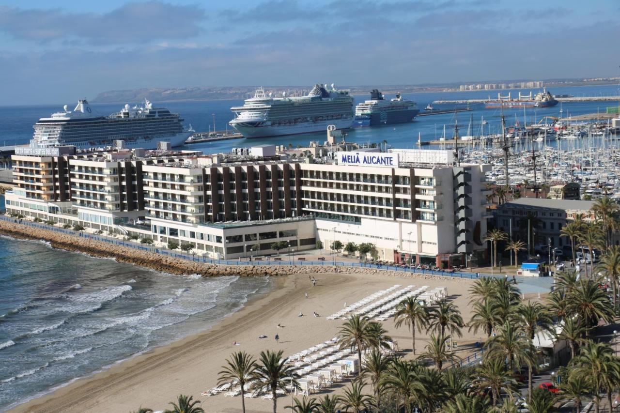 With Terrace And Sea View Alicante