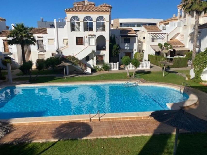 Apartamento Playa Flamenca 151 *