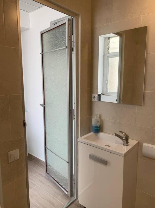 Apartment Cozy Guapo-alicante Nearby The Beach And The Center *
