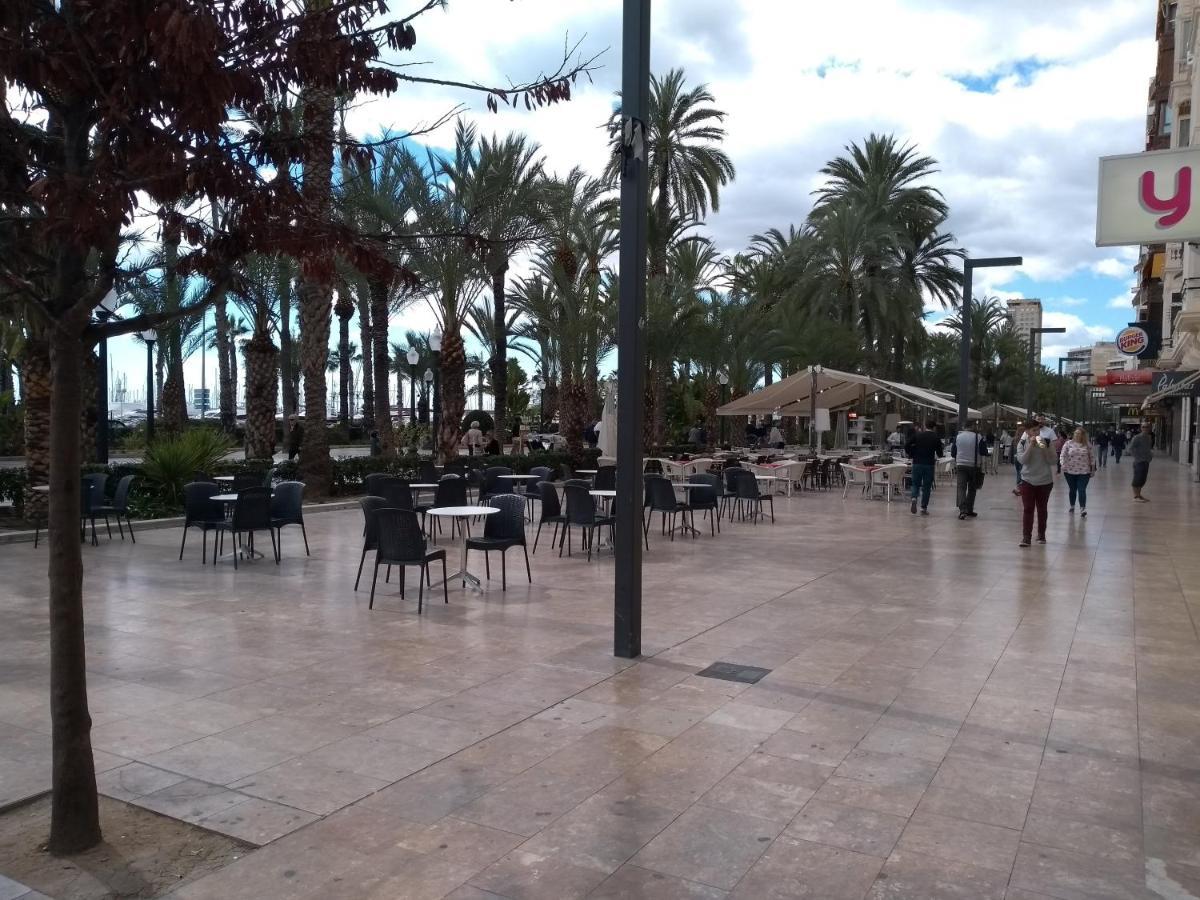 La Luna De Alicante