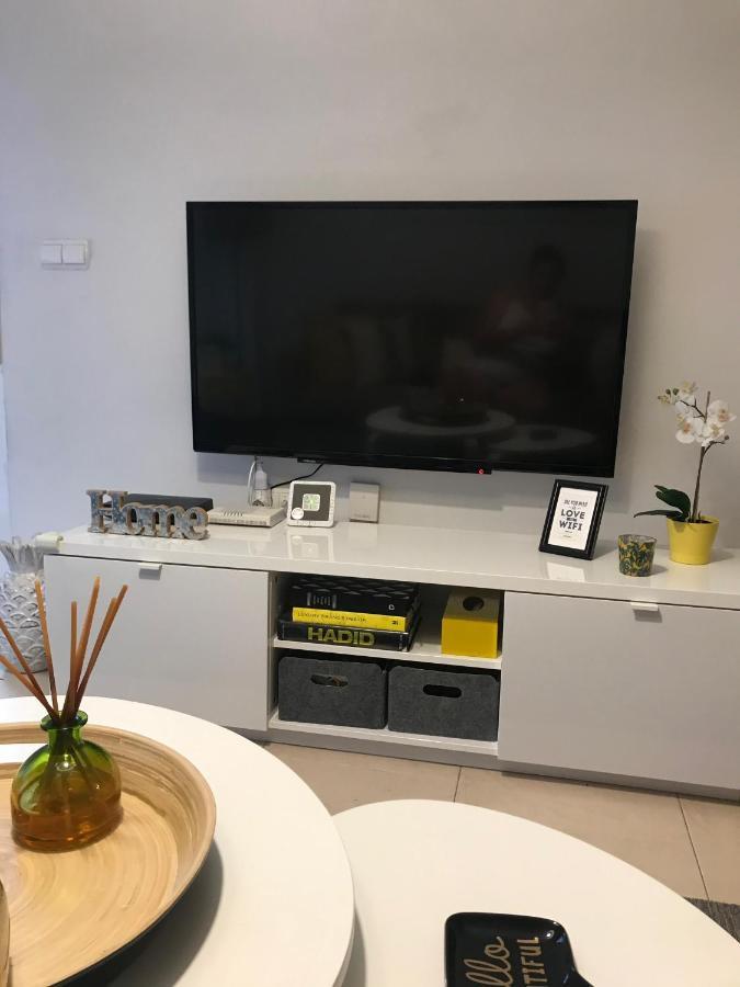 Designer's Flat - 3 Bdrm - Wifi - Location * Alicante