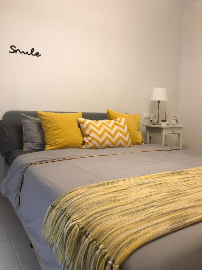 Designer's Flat - 3 Bdrm - Wifi - Location
