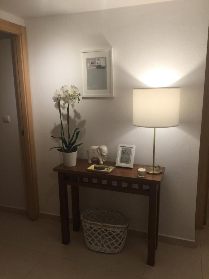 Apartment Designer's Flat - 3 Bdrm - Wifi - Location