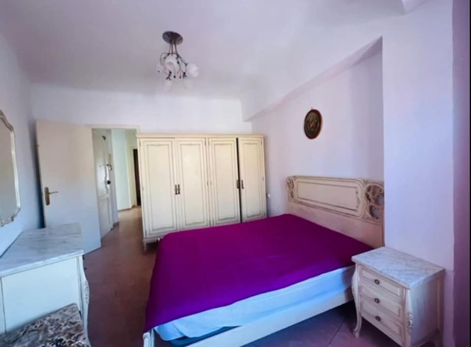 Appartement Private Bedroom With Balcony Near Centre Alicante