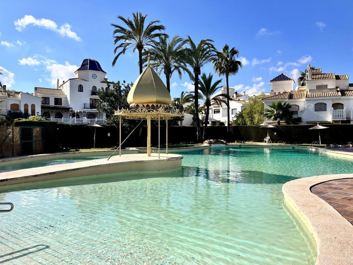 Relaxing Sea Views By Gloove Vakantiehuis *