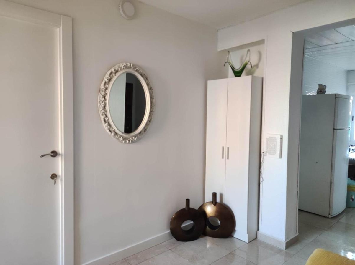 24d-1-комната в квартире для 1 человек Habitación en casa particular