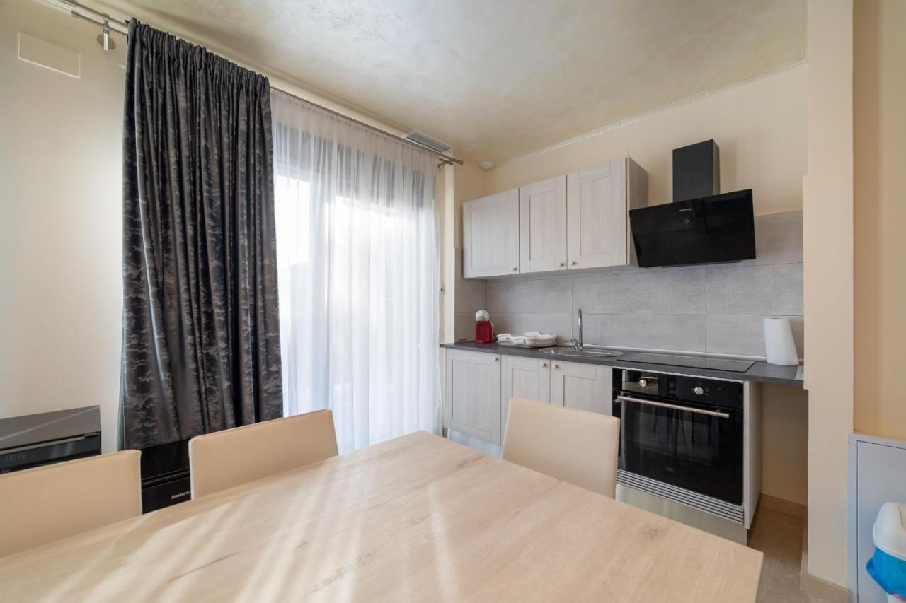 Exclusive City, Beach & Golf Villa
