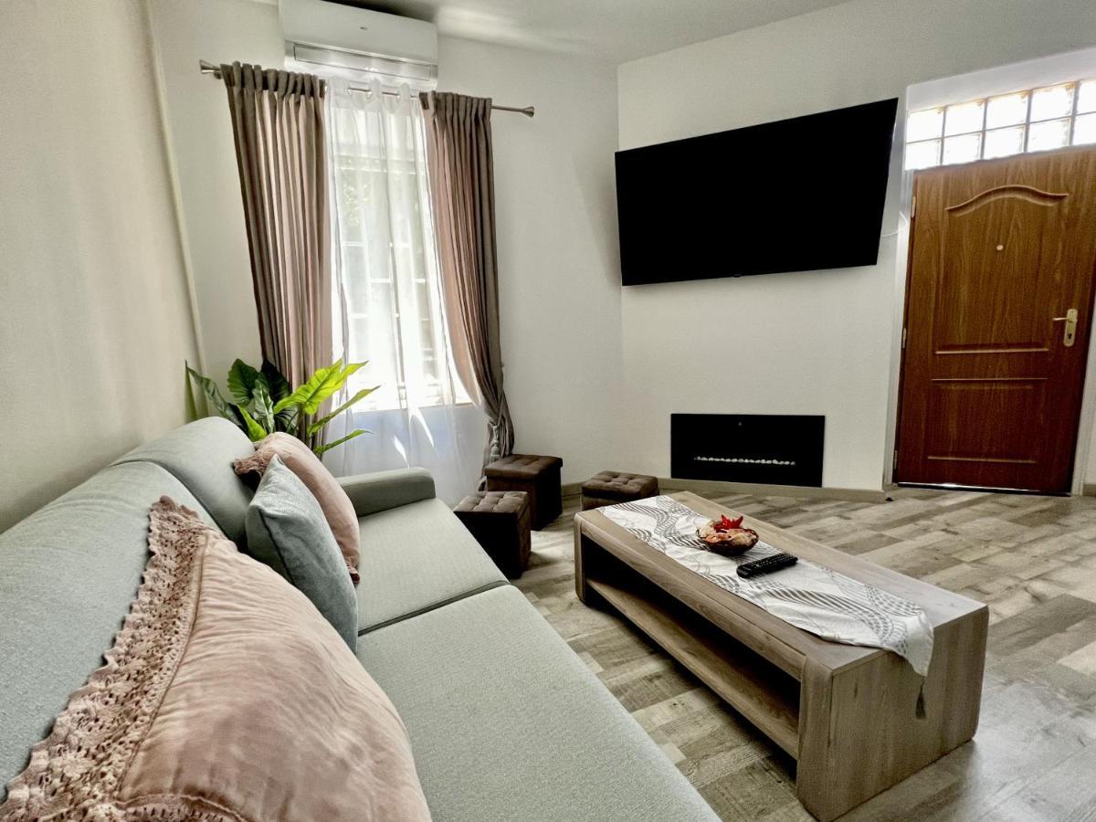 Plaza De Toros By United Renters Apartment