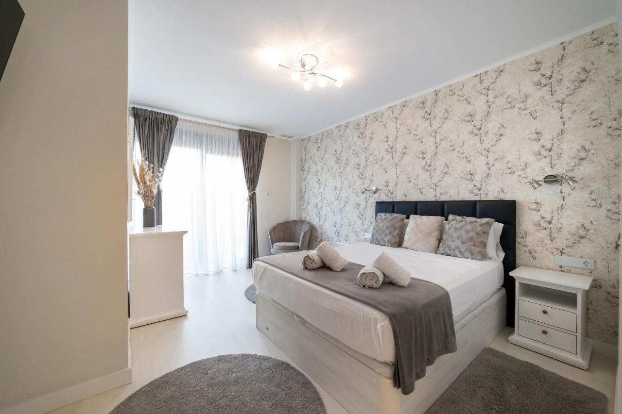 Villa Exclusive City, Beach & Golf