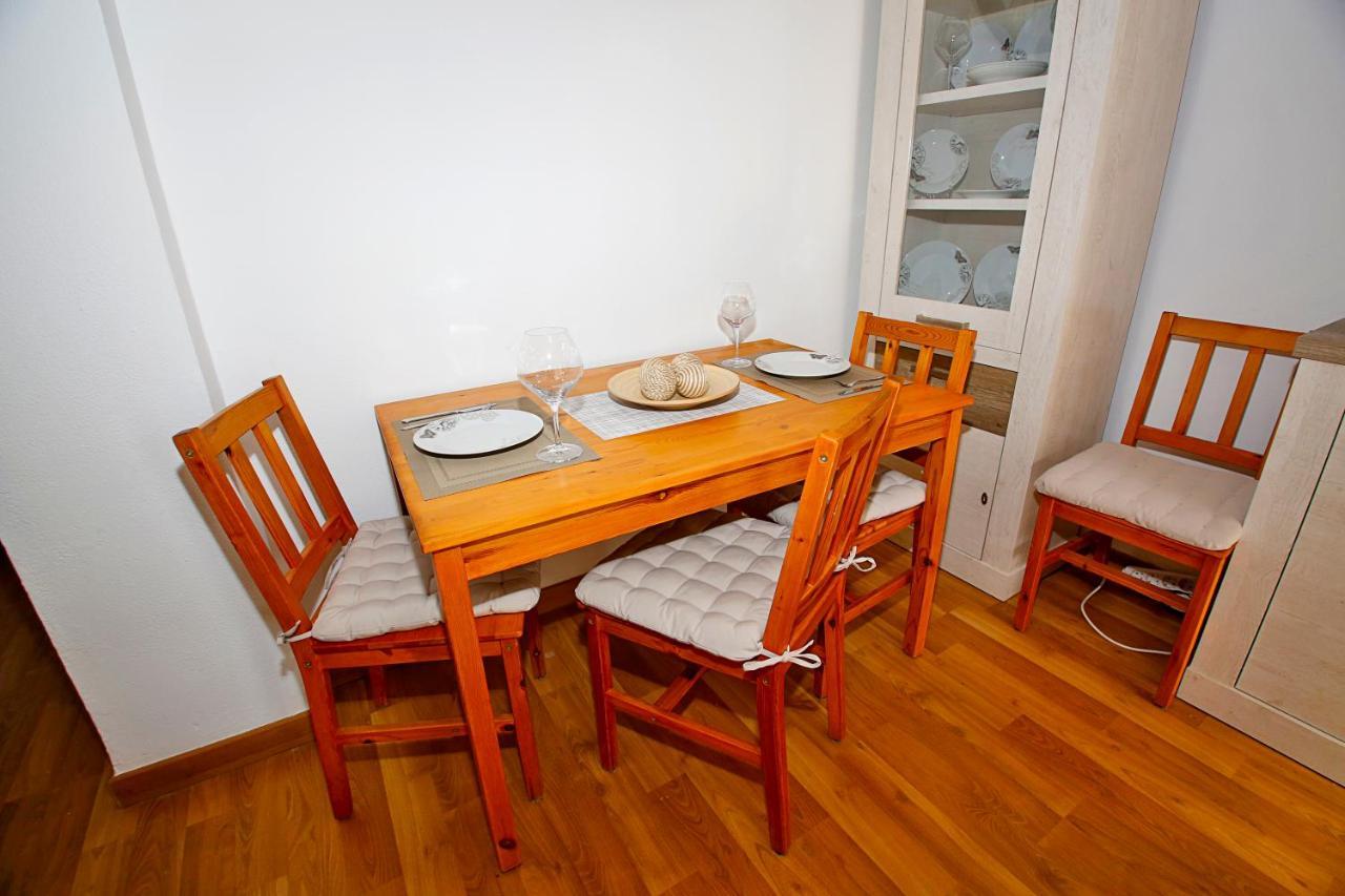 Apartment Turina -ac Near