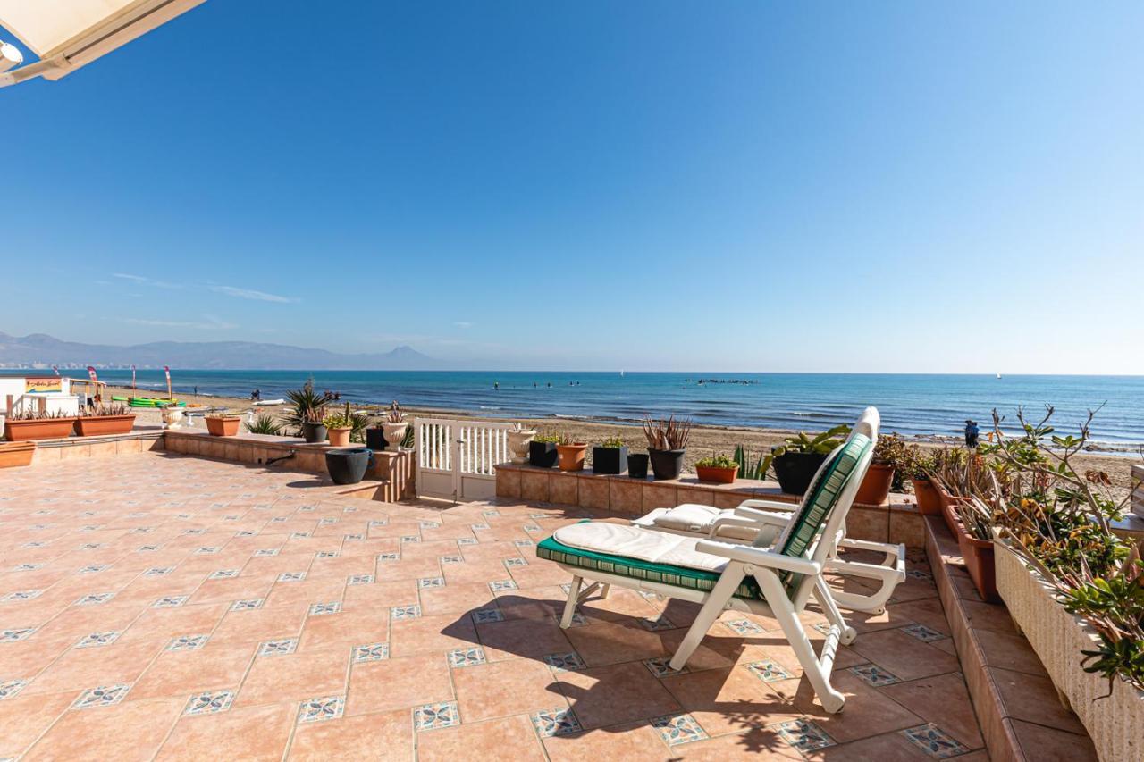 Сasa de vacaciones Beachfront Bliss: A Pie De Playa Alicante
