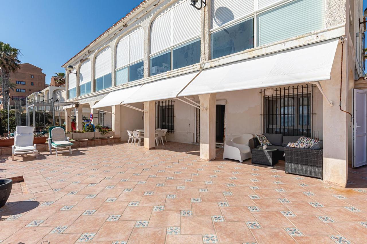 Beachfront Bliss: A Pie De Playa Alicante