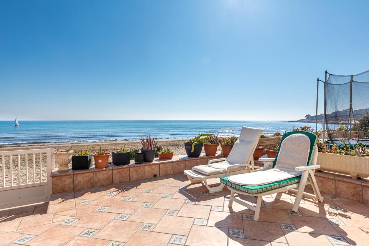 Сasa de vacaciones Beachfront Bliss: A Pie De Playa Alicante