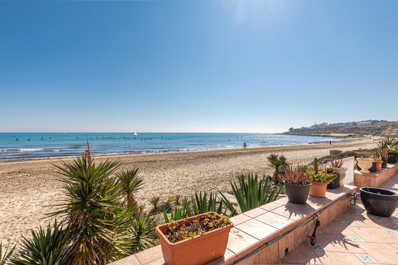 Beachfront Bliss: A Pie De Playa Alicante