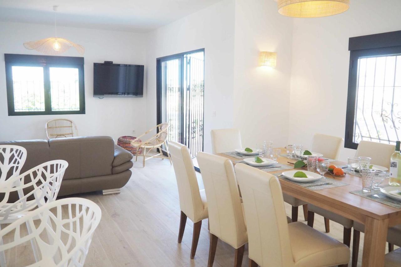 Huvilat Nueva Cerca Playa Con Vistas Piscina Privada