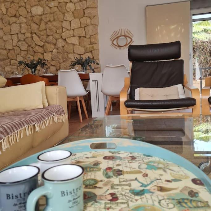 Acogedora En Con Piscina Y Barbacoa Huvilat *