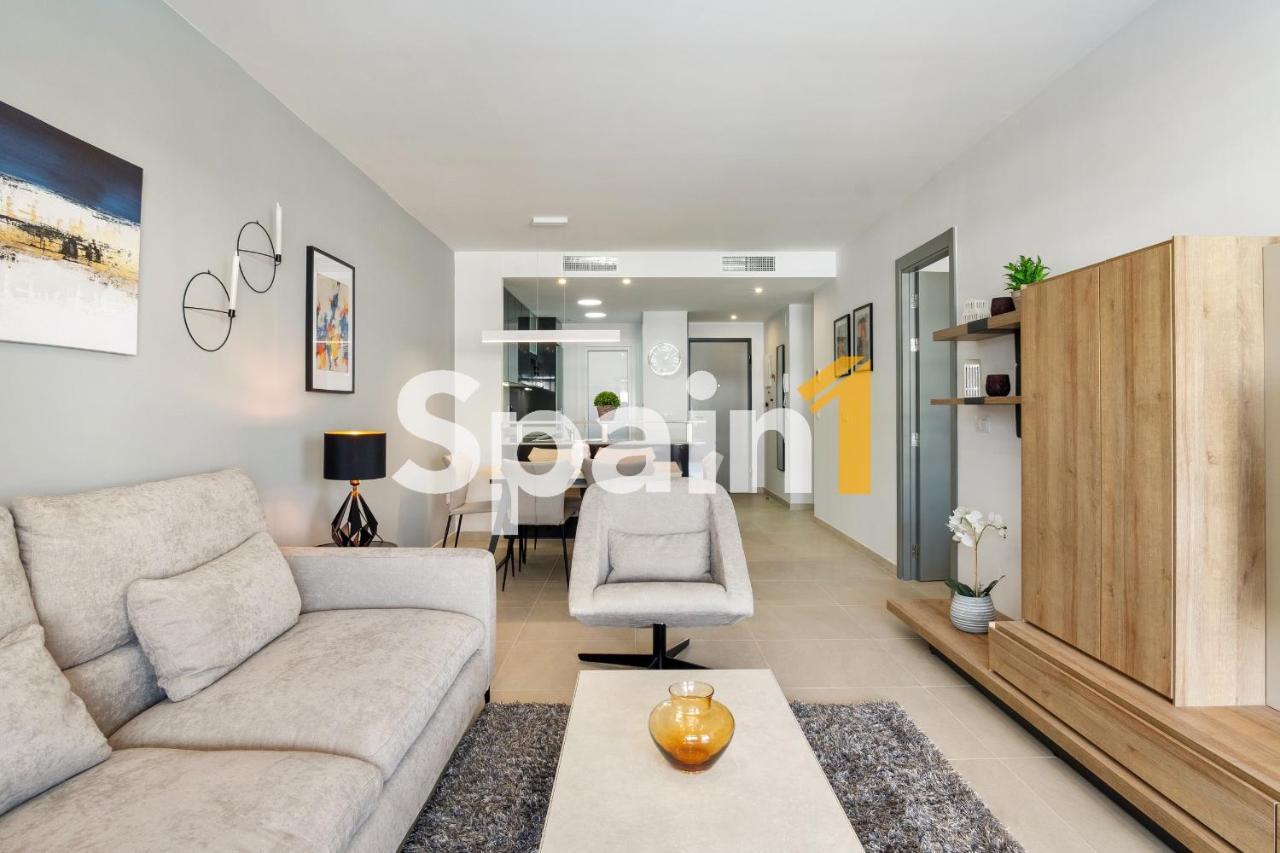 3 Bedrooms In Flamenca Village With 3 Pools, Sauna, Gym And Jacuzzi *