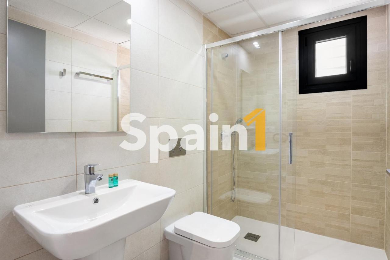 3 Bedrooms In Flamenca Village With 3 Pools, Sauna, Gym And Jacuzzi