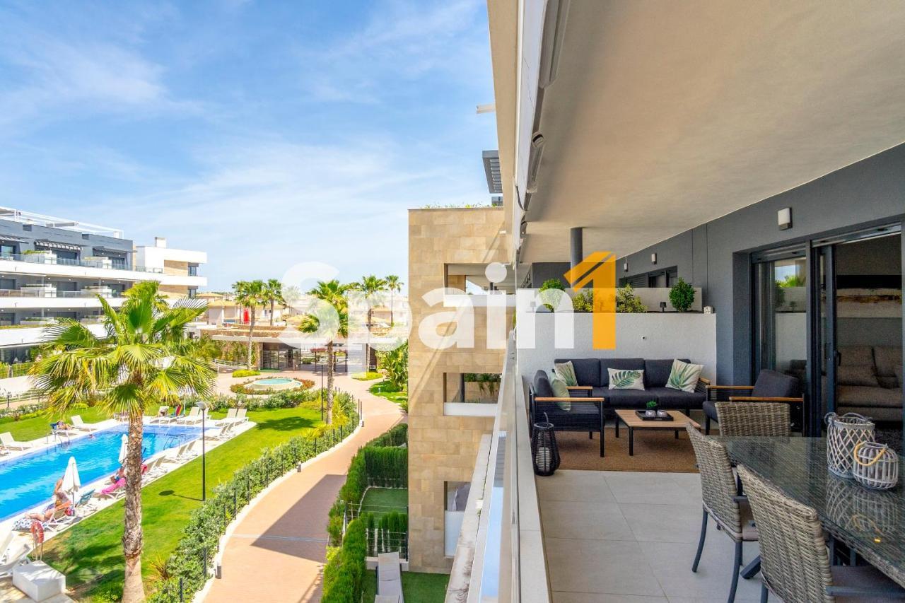 3 Bedrooms In Flamenca Village With 3 Pools, Sauna, Gym And Jacuzzi Appartement Alicante