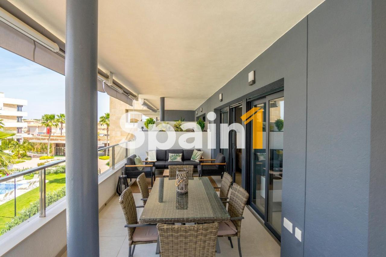 3 Bedrooms In Flamenca Village With 3 Pools, Sauna, Gym And Jacuzzi *