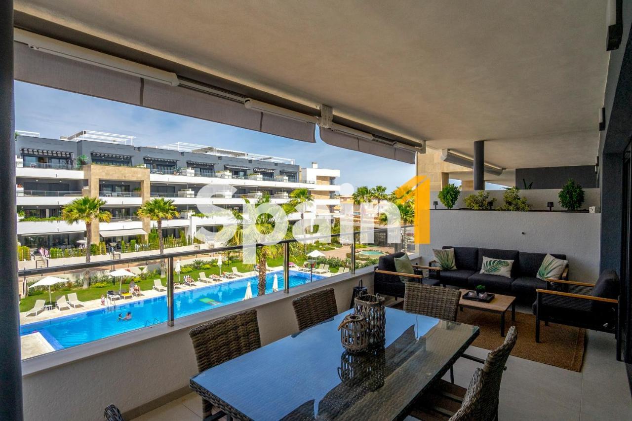 3 Bedrooms In Flamenca Village With 3 Pools, Sauna, Gym And Jacuzzi Appartement
