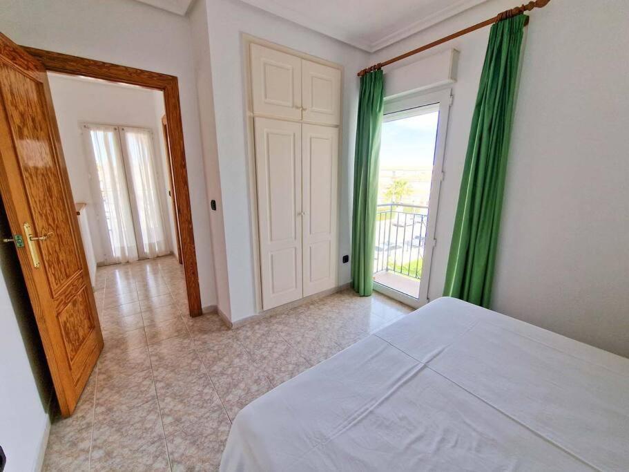 On Floor, With Big Terrace Apartment Alicante