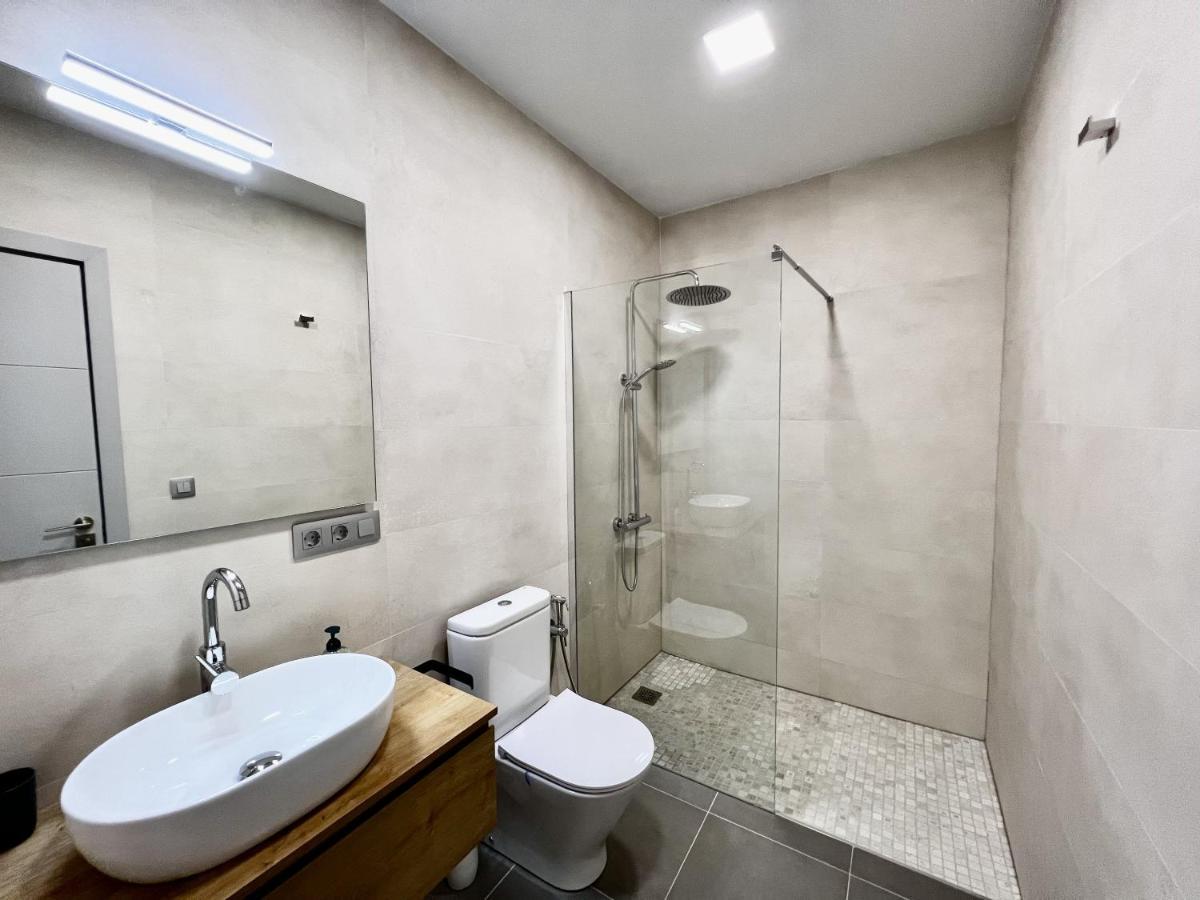 New! Cosy Two Bedroom By The