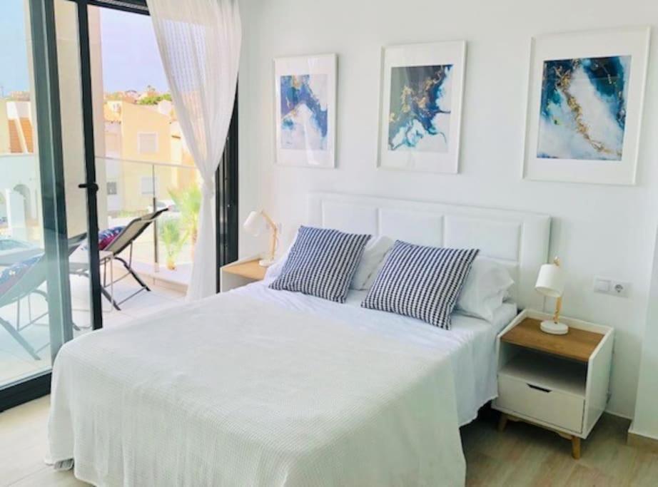 Villamartin Spacious Modern Flat -3 Pools Jacuzzi Tennis Golf * Alicante