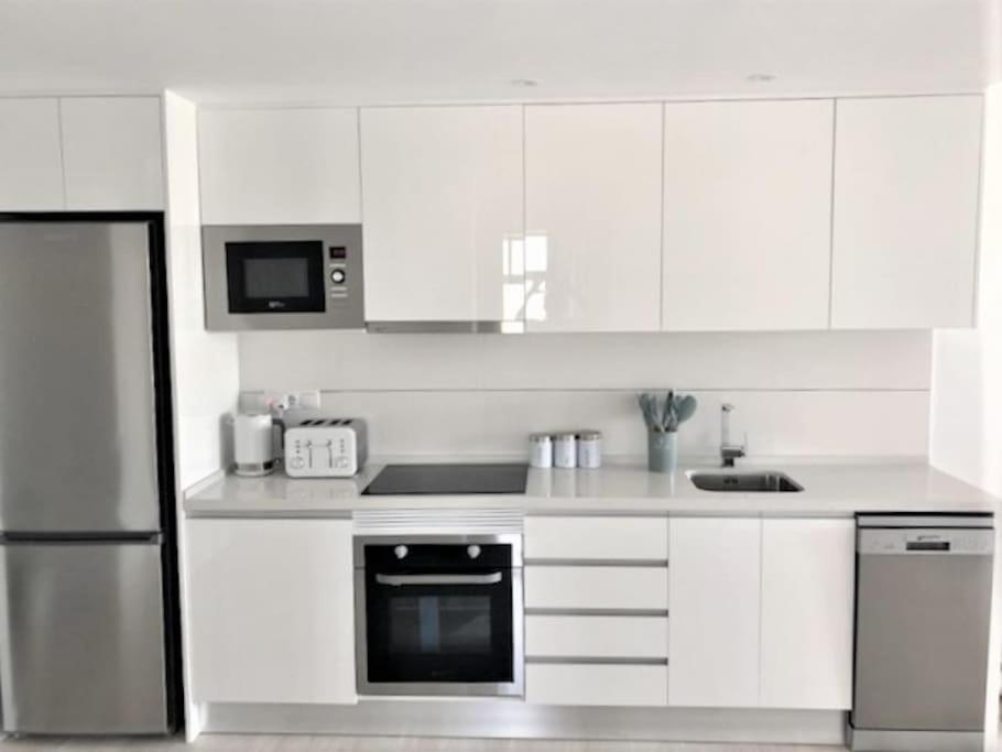 Villamartin Spacious Modern Flat -3 Pools Jacuzzi Tennis Golf *