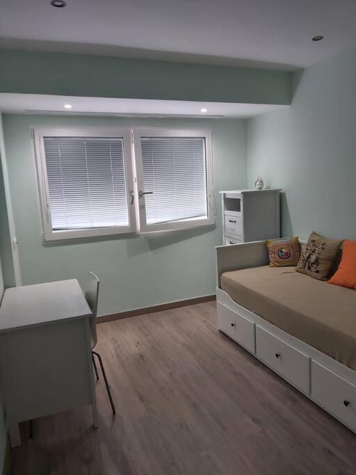 Modern Flat At Garbinet With Wifi *