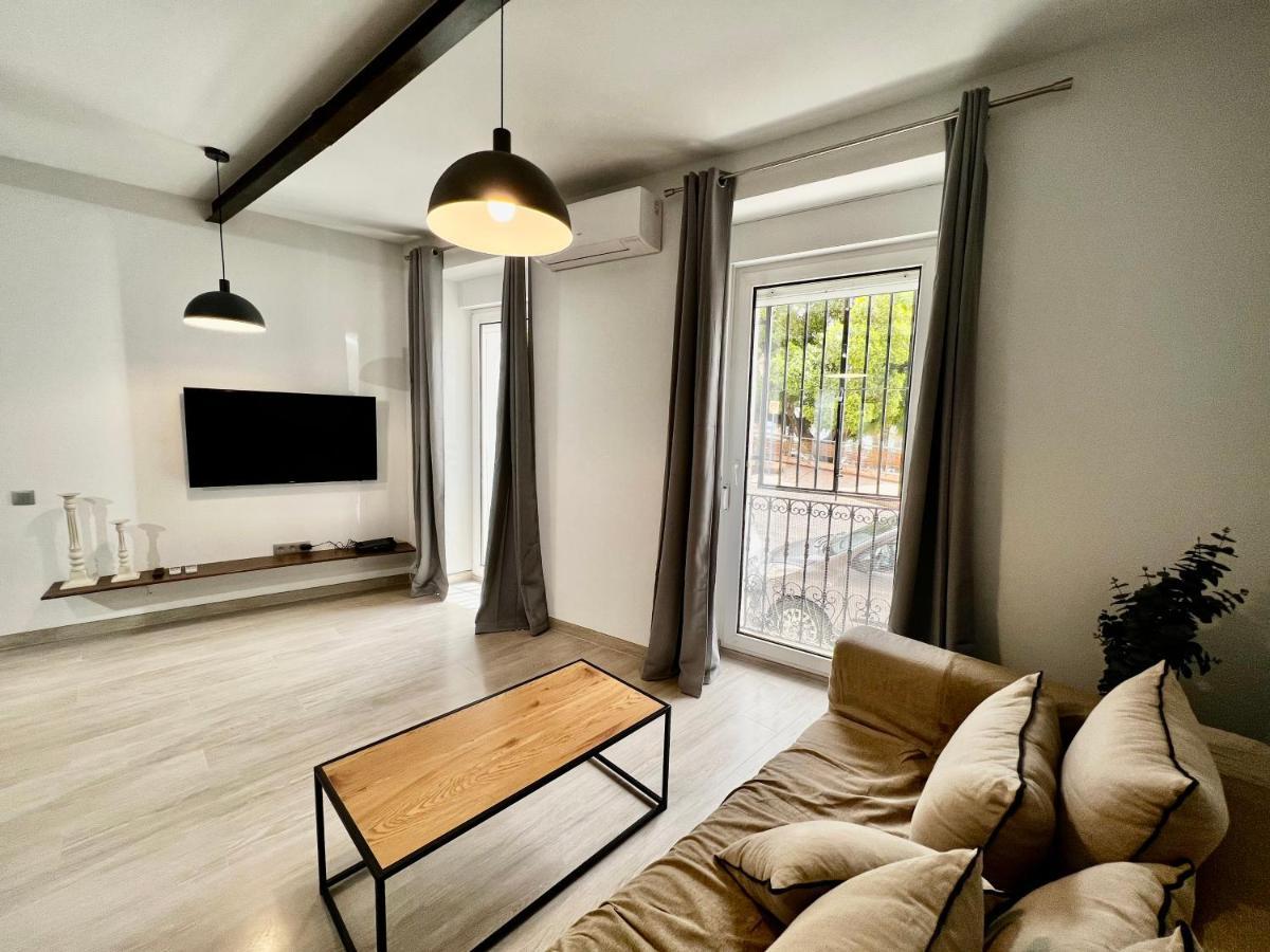 New! Cosy Two Bedroom By The Apartment