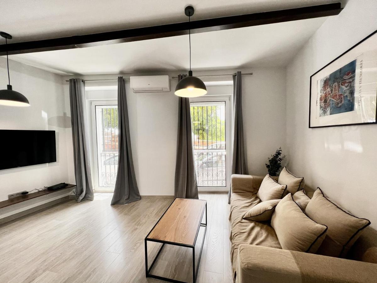 New! Cosy Two Bedroom By The *