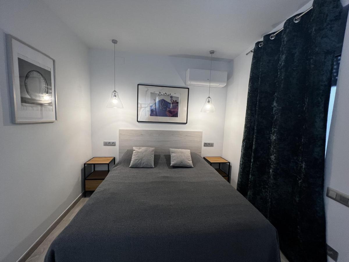 New! Cosy Two Bedroom By The Apartment *