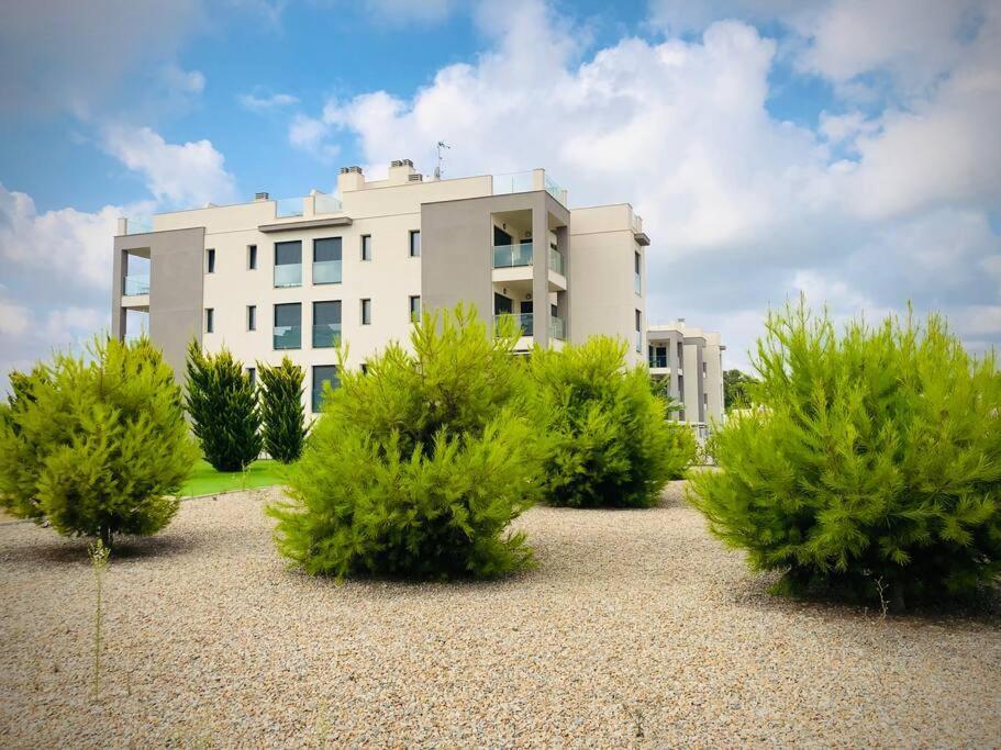 Appartement Villamartin Spacious Modern Flat -3 Pools Jacuzzi Tennis Golf