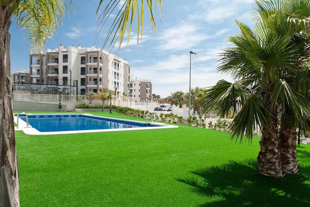 Villamartin Spacious Modern Flat -3 Pools Jacuzzi Tennis Golf *