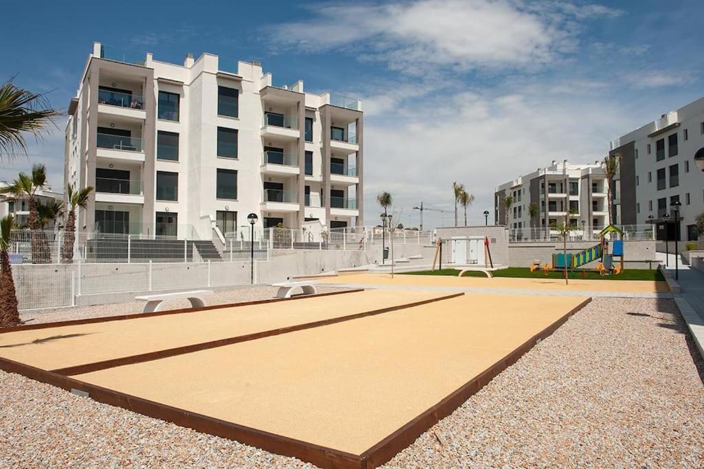 Villamartin Spacious Modern Flat -3 Pools Jacuzzi Tennis Golf * Alicante