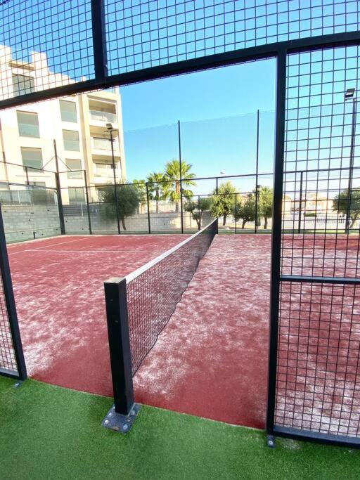 Villamartin Spacious Modern Flat -3 Pools Jacuzzi Tennis Golf Alicante