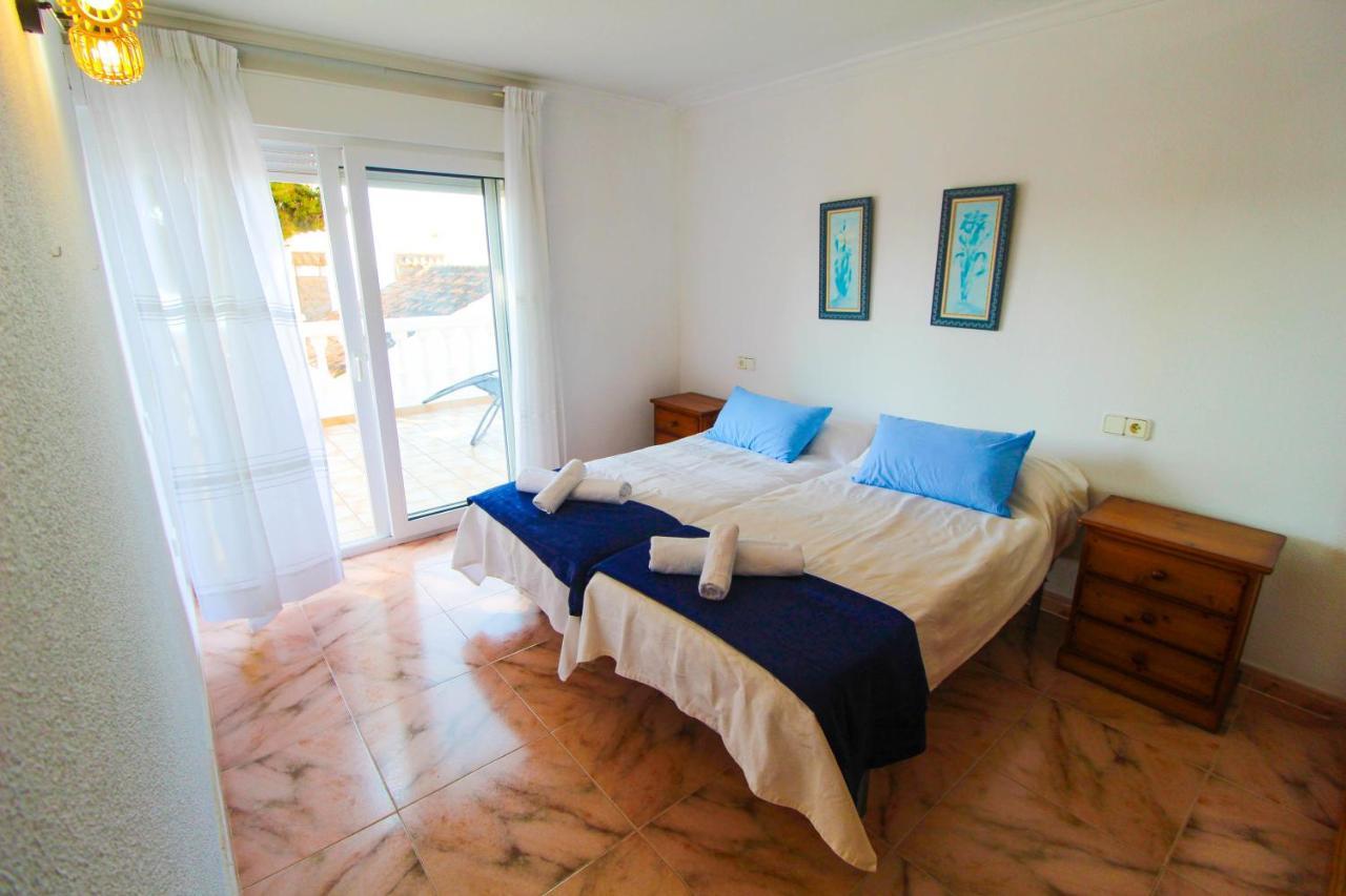 Huvilat Beachside Villa: Mediterranean Retreat Near