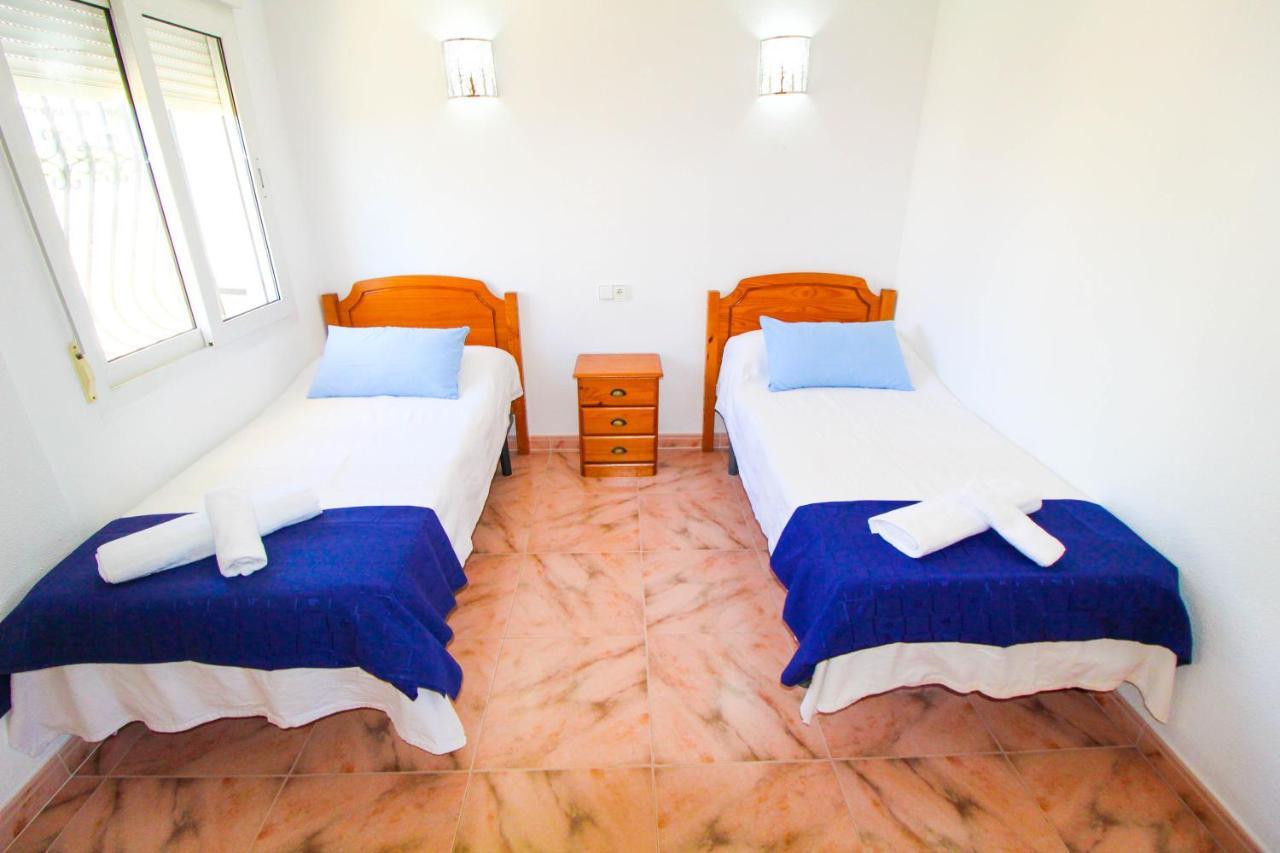 Villa Beachside Villa: Mediterranean Retreat Near Alicante