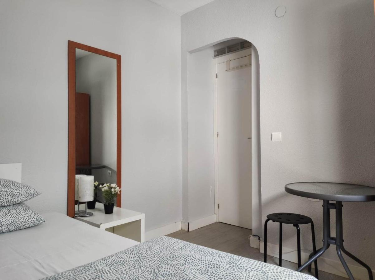 Hospedagem domiciliar 38 - Habitacion En Piso *
