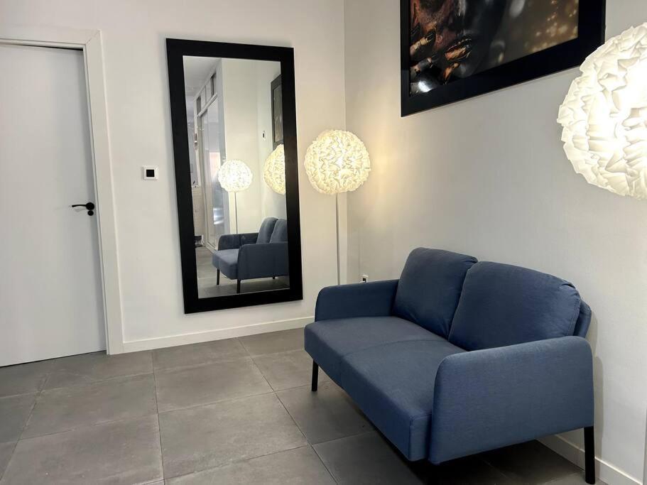 Hall Loft 200m Playa 4 Pers Huoneisto Alicante